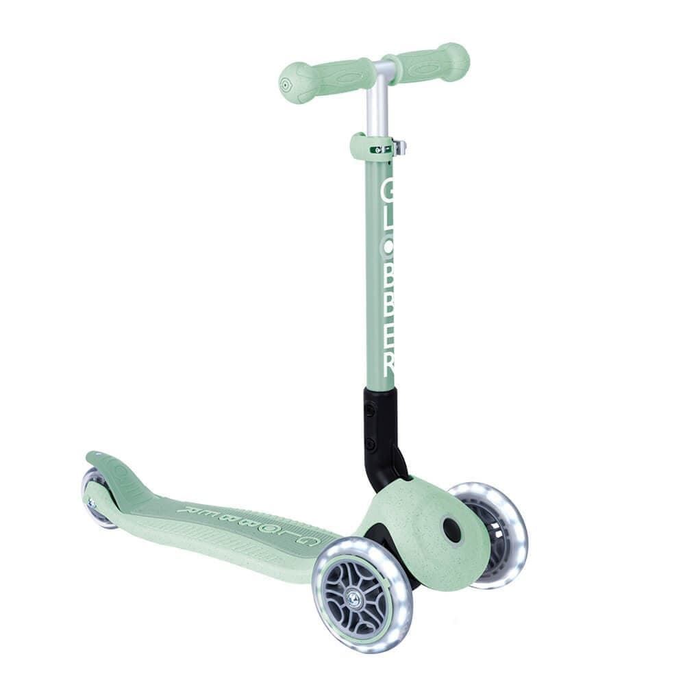 Patinete Junior Luces Eco Globber - Imagen 4